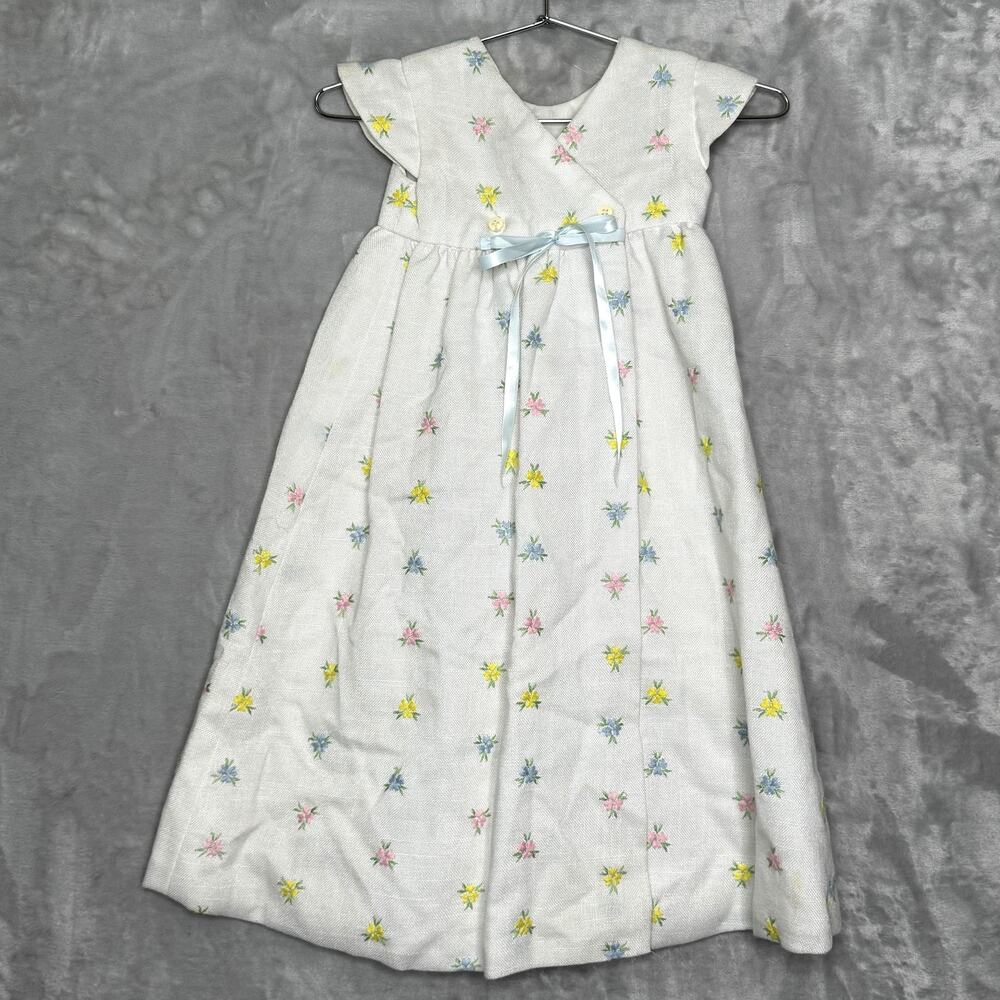 Vintage Girls Dress Infant 12 Months White Embroidered Floral Long Gown Wrap